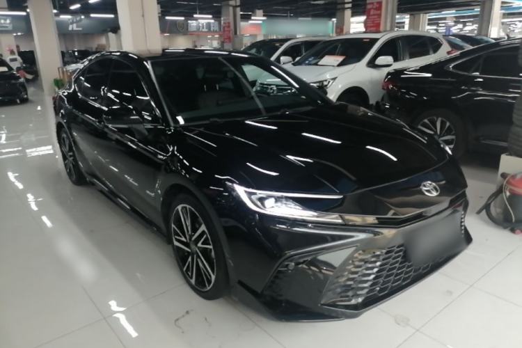 Used Toyota Camry 2024 Dual-Motor 2.0HS Sport Edition Front Right 45 Deg