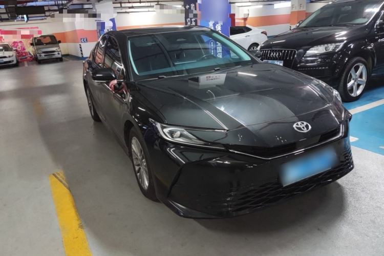 Used Toyota Camry 2024 2.0G Prestige Edition Front Right 45 Deg
