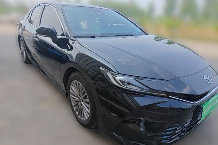 Used Toyota Camry 2024 2.0E Elite Edition Front Right 45 Deg