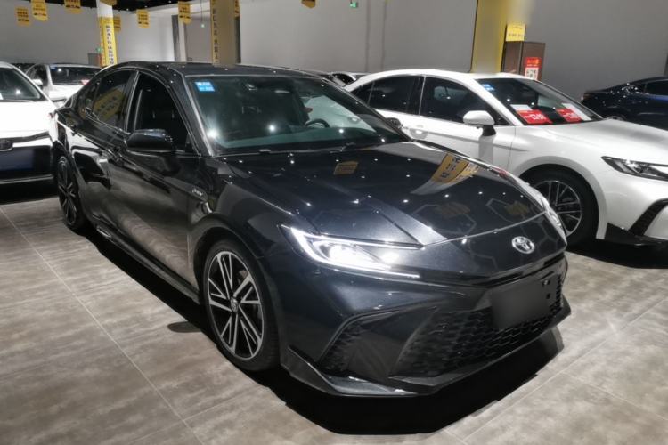 Used Toyota Camry 2024 Dual-Motor 2.0HS Sport Edition Front Right 45 Deg