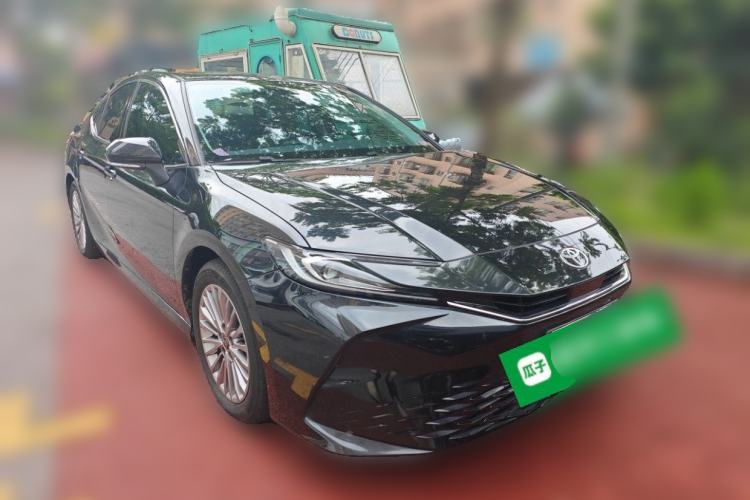 Used Toyota Camry 2024 Dual-Motor 2.0 HE Elite Edition Front Right 45 Deg