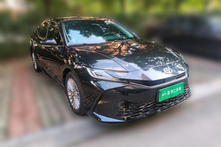 Used Toyota Camry 2024 2.0G Prestige Edition Front Right 45 Deg