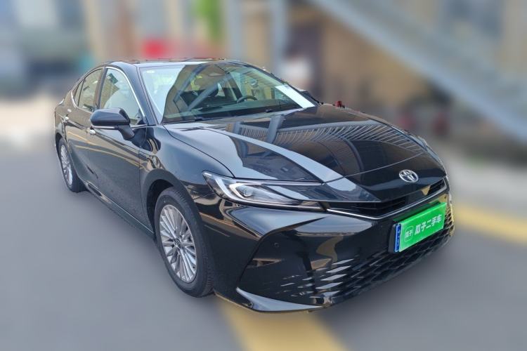 Used Toyota Camry 2024 2.0G Prestige Edition Front Right 45 Deg
