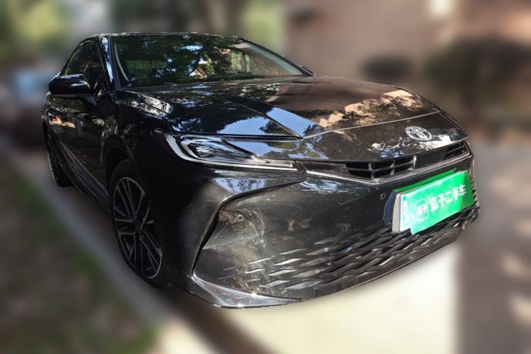 Used Toyota Camry 2024 Dual-Engine 2.5HG Prestige Edition Front Right 45 Deg