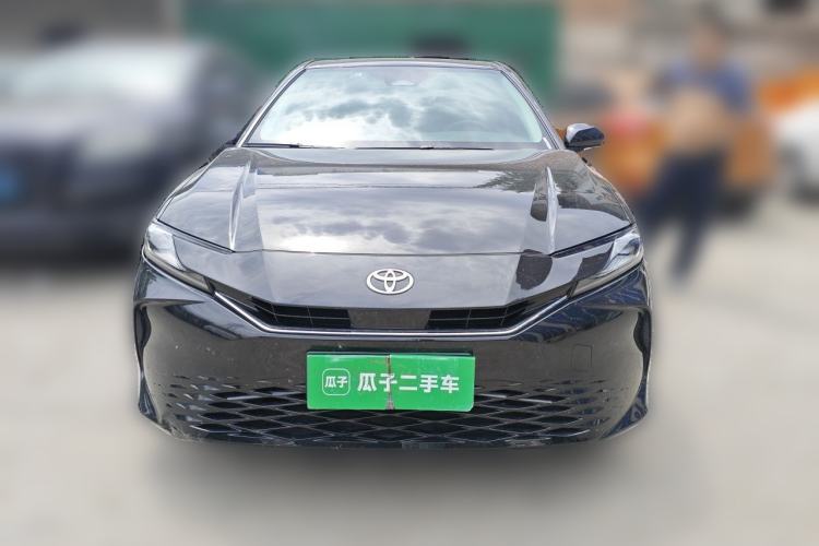 Used Toyota Camry 2024 Dual-Motor 2.0 HE Elite Edition Front
