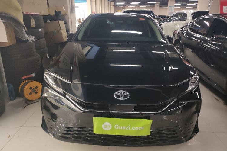 Used Toyota Camry 2024 Dual-Motor 2.0 HGVP Luxury Edition Front