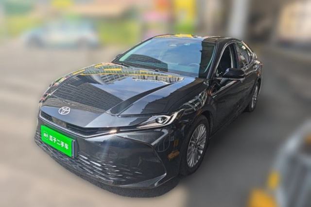 Used Toyota Camry 2024 Dual-Motor 2.0 HGVP Luxury Edition