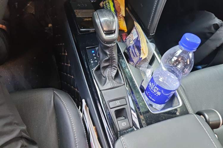 Used Toyota Camry 2024 2.0G Prestige Edition Gear Lever