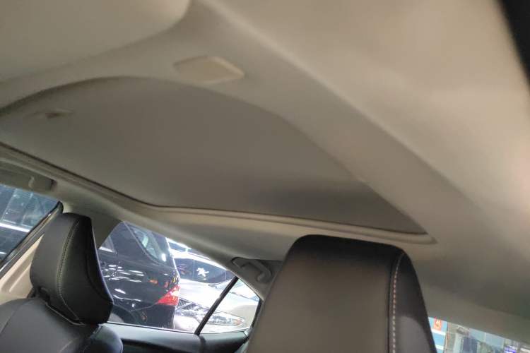 Used Toyota Camry 2024 Dual-Motor 2.0 HGVP Luxury Edition Headliner