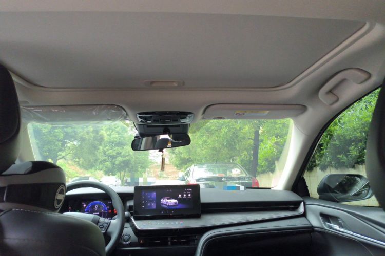 Used Toyota Camry 2024 Dual-Motor 2.0 HE Elite Edition Headliner