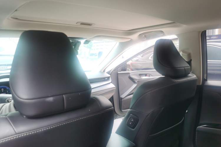 Used Toyota Camry 2024 Dual-Motor 2.0 HGVP Luxury Edition Headliner