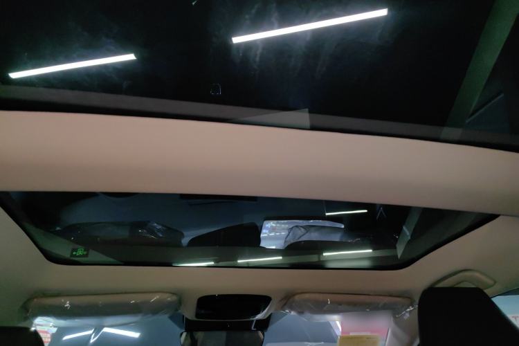 Used Toyota Camry 2024 Dual-Engine 2.5HG Prestige Edition Headliner