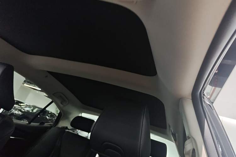 Used Toyota Camry 2024 2.0G Prestige Edition Headliner