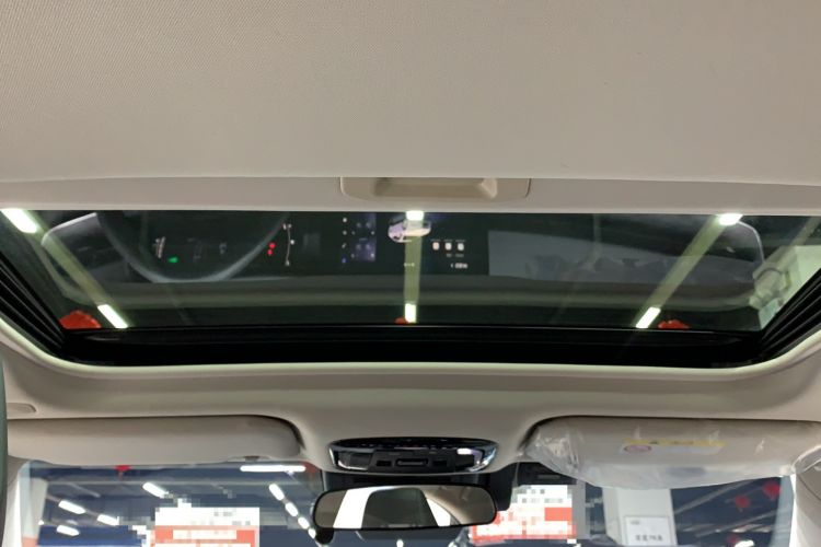 Used Toyota Camry 2024 Dual-Motor 2.0 HGVP Luxury Edition Headliner
