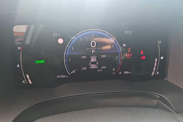 Used Toyota Camry 2024 Dual-Motor 2.0 HGVP Luxury Edition Instrument Cluster