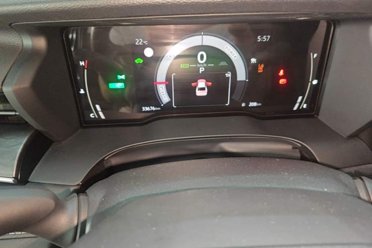 Used Toyota Camry 2024 Dual-Motor 2.0 HE Elite Edition Instrument Cluster