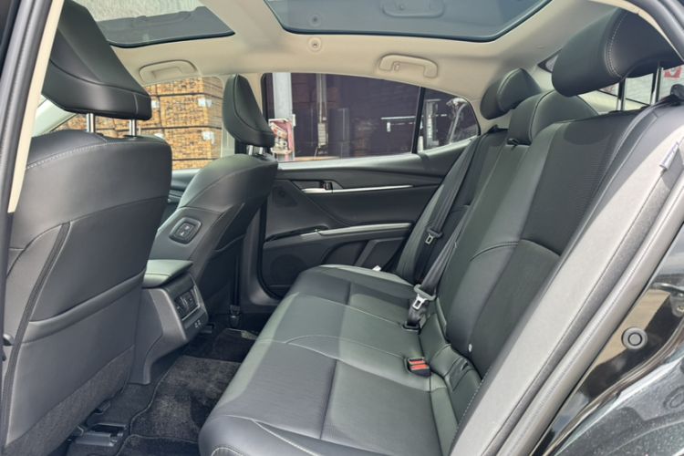 Used Toyota Camry 2024 Dual-Engine 2.5HG Prestige Edition Interior 1