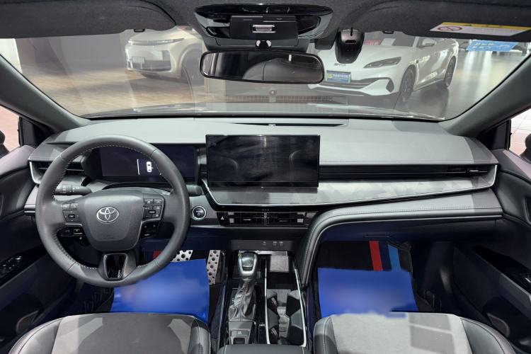 Used Toyota Camry 2024 Dual-Motor 2.0HS Sport Edition Interior 1