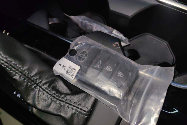 Used Toyota Camry 2024 Dual-Engine 2.5HG Prestige Edition Interior 1