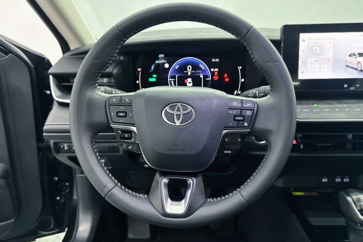 Used Toyota Camry 2024 Dual-Motor 2.0 HGVP Luxury Edition Interior 3