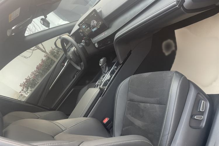 Used Toyota Camry 2024 Dual-Motor 2.0 HXS Sport Plus Edition Interior 3