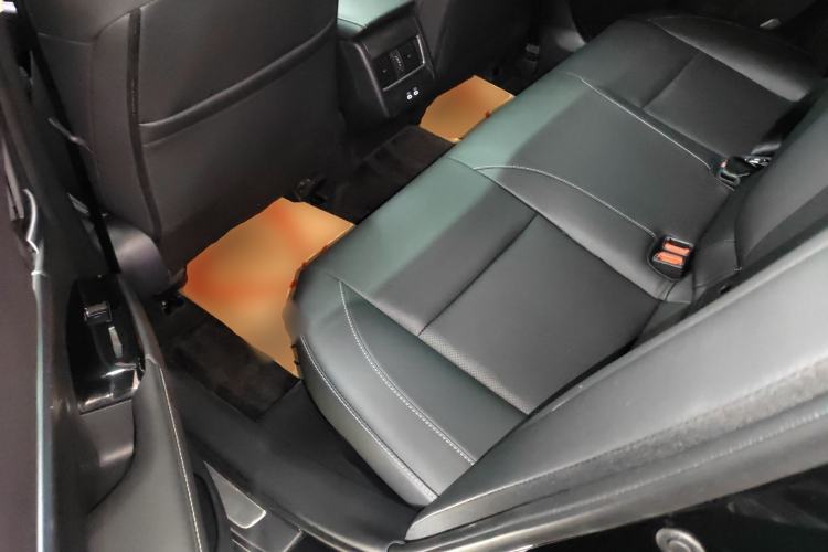 Used Toyota Camry 2024 Dual-Motor 2.0 HGVP Luxury Edition Interior 4