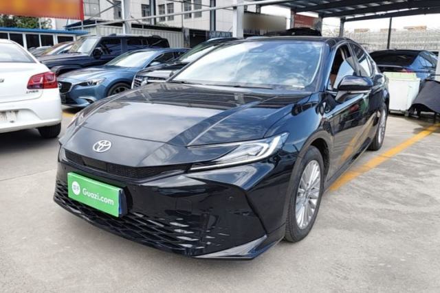 Used Toyota Camry 2024 Dual-Motor 2.0 HGVP Luxury Edition