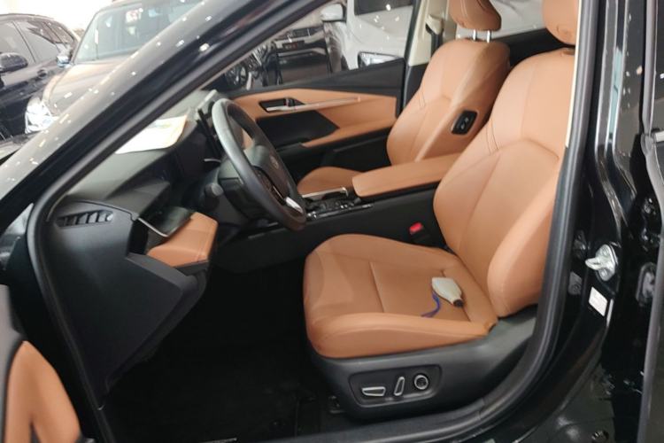 Used Toyota Camry 2024 Dual-Motor 2.0 HGVP Luxury Edition Left Front Seat