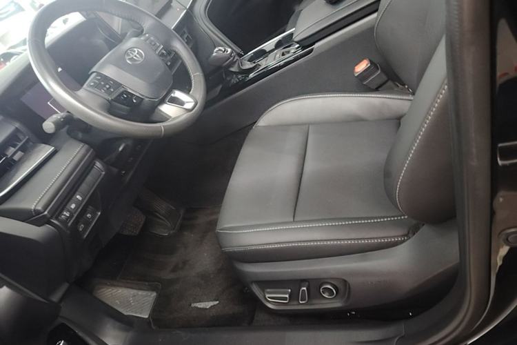 Used Toyota Camry 2024 Dual-Motor 2.0 HGVP Luxury Edition Left Front Seat
