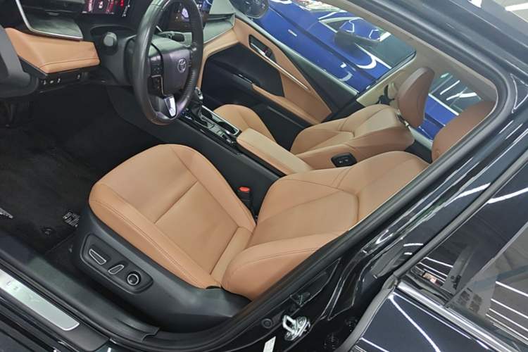 Used Toyota Camry 2024 2.0 GVP Luxury Edition Left Front Seat