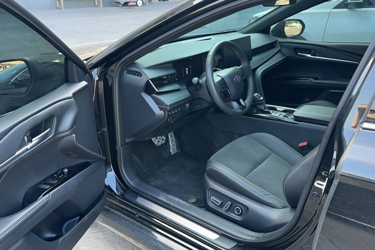 Used Toyota Camry 2024 Dual-Motor 2.0 HXS Sport Plus Edition Left Front Seat