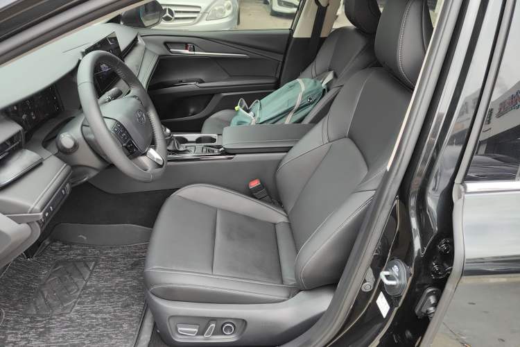 Used Toyota Camry 2024 2.0 GVP Luxury Edition Left Front Seat