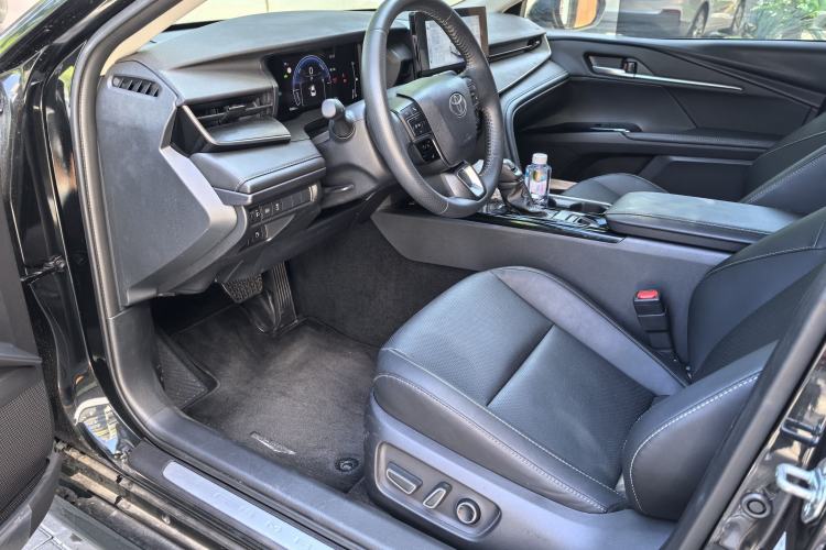 Used Toyota Camry 2024 Dual-Motor 2.0 HGVP Luxury Edition Left Front Seat