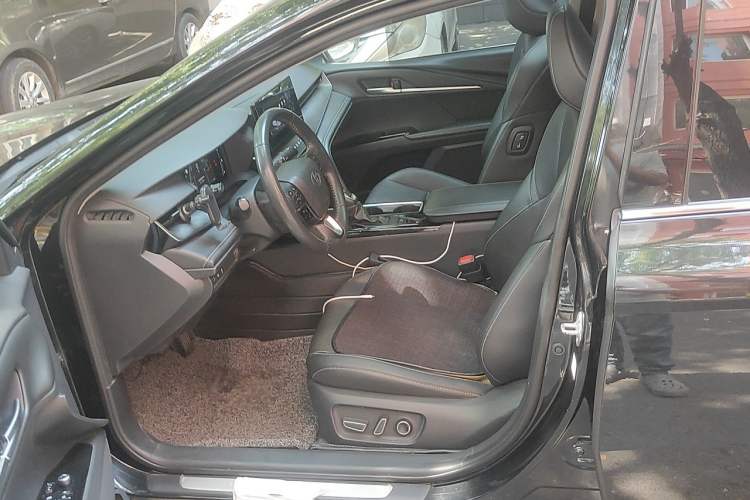 Used Toyota Camry 2024 Dual-Motor 2.0 HGVP Luxury Edition Left Front Seat