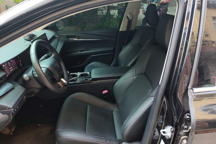 Used Toyota Camry 2024 Dual-Motor 2.0 HGVP Luxury Edition Left Front Seat