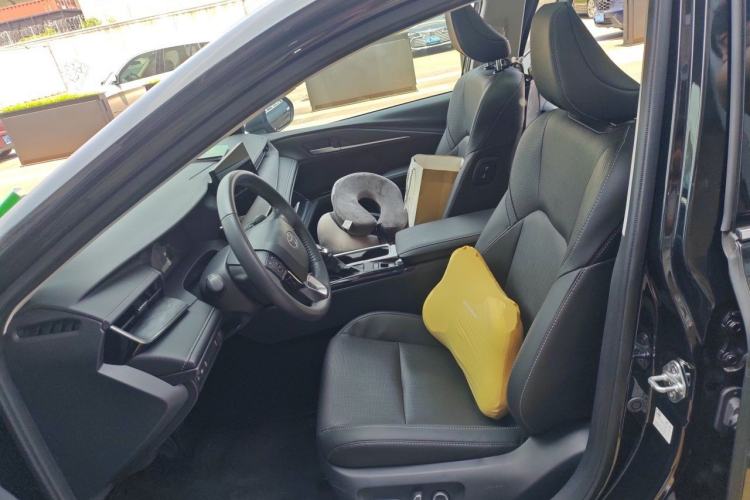 Used Toyota Camry 2024 2.0G Prestige Edition Left Front Seat