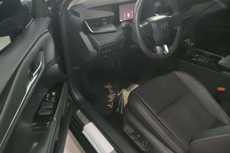 Used Toyota Camry 2024 Dual-Motor 2.0 HGVP Luxury Edition Left Front Seat