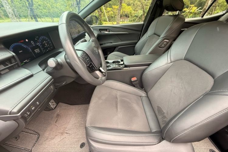 Used Toyota Camry 2024 Dual-Motor 2.0 HXS Sport Plus Edition Left Front Seat