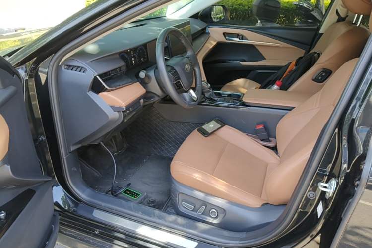 Used Toyota Camry 2024 Dual-Motor 2.0 HG Premium Edition Left Front Seat