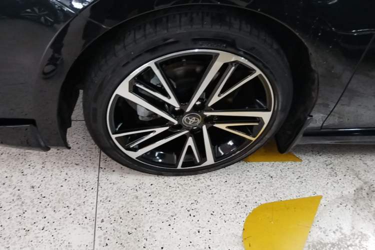 Used Toyota Camry 2024 2.0S Sport Edition Left Front Wheel Hub