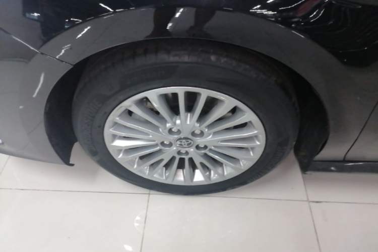 Used Toyota Camry 2024 Dual-Motor 2.0 HE Elite Edition Left Front Wheel Hub