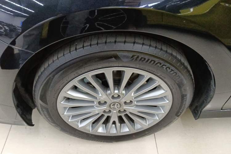 Used Toyota Camry 2024 Dual-Motor 2.0 HE Elite Edition Left Front Wheel Hub