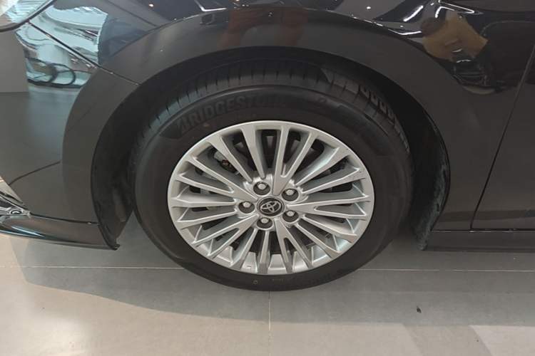 Used Toyota Camry 2024 2.0G Prestige Edition Left Front Wheel Hub
