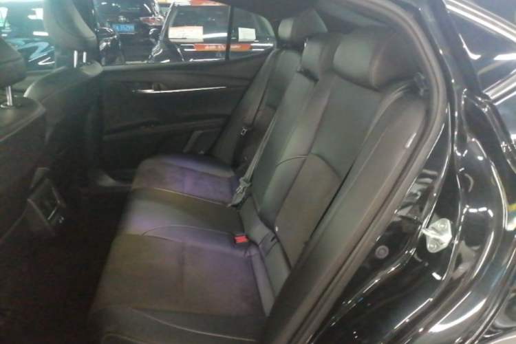 Used Toyota Camry 2024 Dual-Motor 2.0HS Sport Edition Left Rear Seat