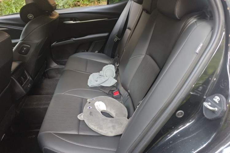 Used Toyota Camry 2024 2.0G Prestige Edition Left Rear Seat