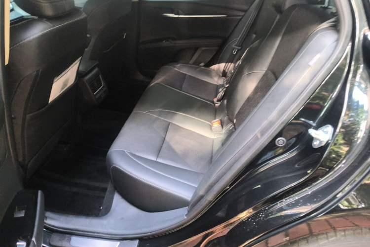 Used Toyota Camry 2024 2.0G Prestige Edition Left Rear Seat
