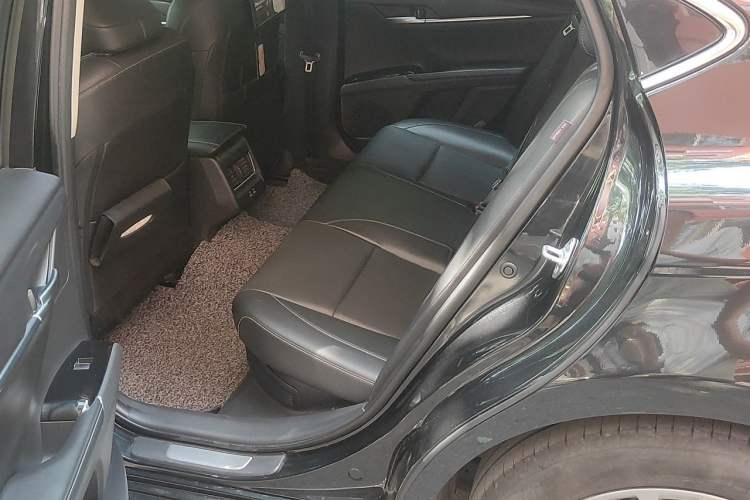 Used Toyota Camry 2024 Dual-Motor 2.0 HGVP Luxury Edition Left Rear Seat