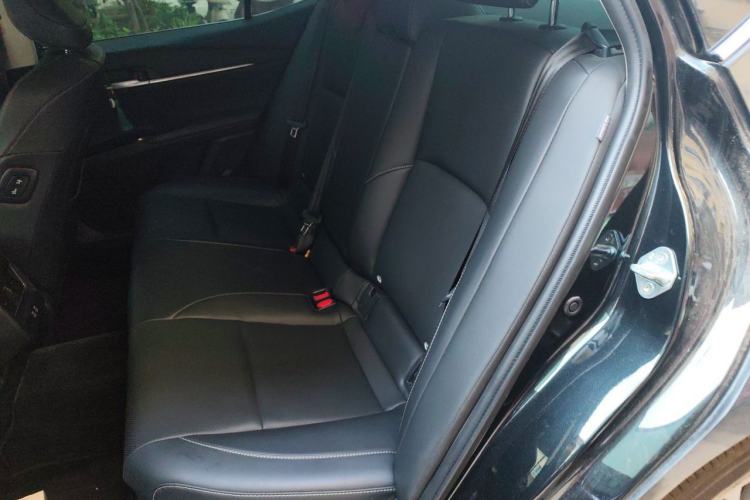Used Toyota Camry 2024 Dual-Motor 2.0 HGVP Luxury Edition Left Rear Seat
