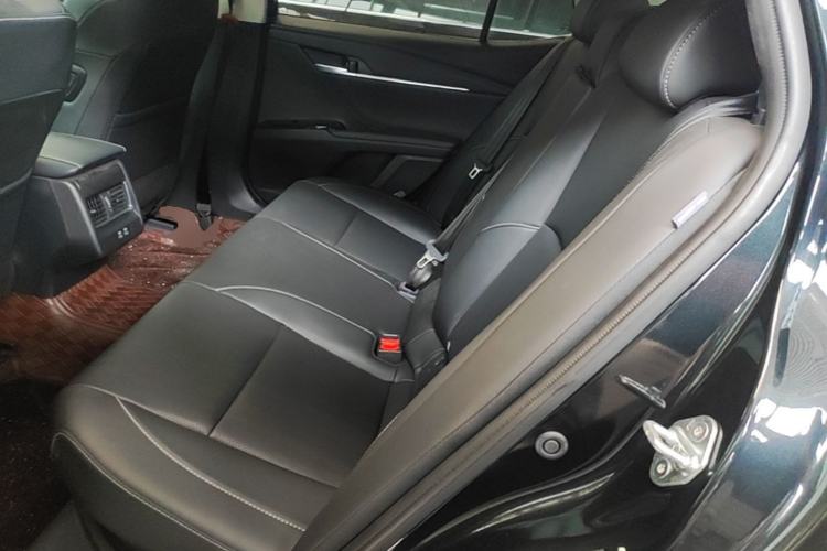 Used Toyota Camry 2024 Dual-Motor 2.0 HGVP Luxury Edition Left Rear Seat