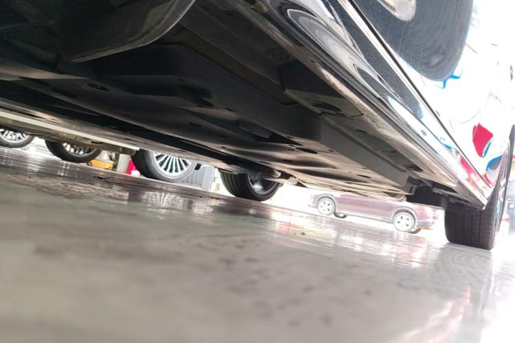 Used Toyota Camry 2024 Dual-Motor 2.0HS Sport Edition Left Side Sill